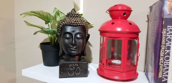 7.5" Tall Meditating Buddha Bust Head Statue in Elegant Black with Brushed Bronze Finish. Premium statue made of Marble Powder.