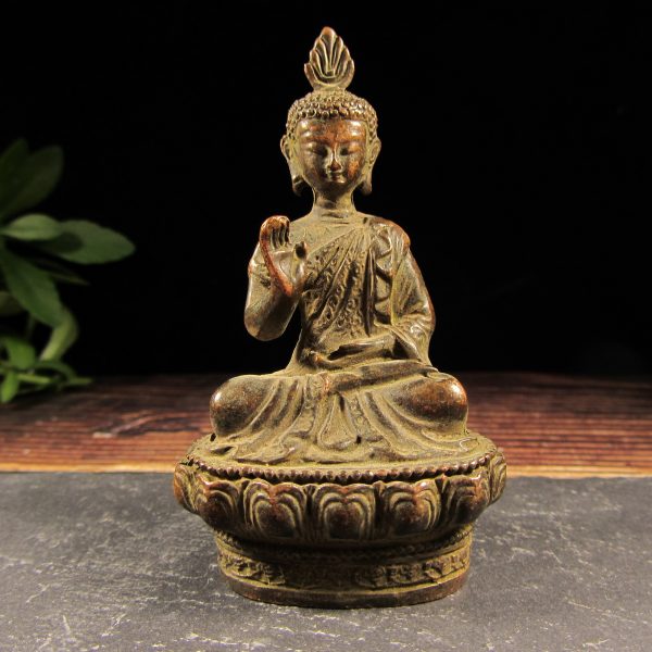 Tibetan Nepal antique vintage bronze Buddha Buddhism bodhisattva figures brozen collection status Ornament bless Temple meditation